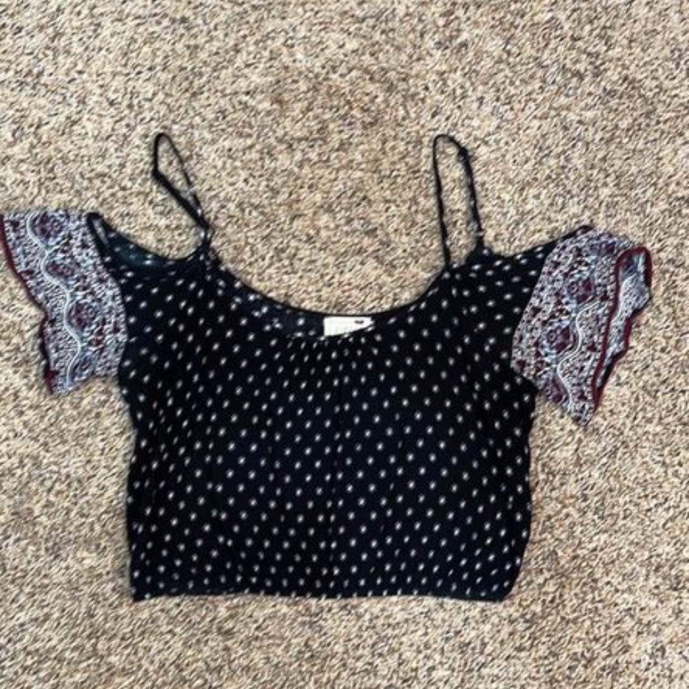 PACIFIC SUNWEAR - LA HEARTS Crop Top